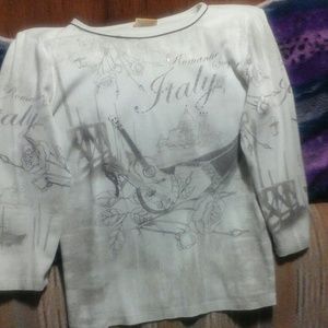 Printed 3/4 sleeve, accented with crystals